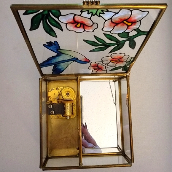 Vintage Stain Glass Inspired Hummingbird Glass Box That Plays My Favorite Things - Picture 5 of 8